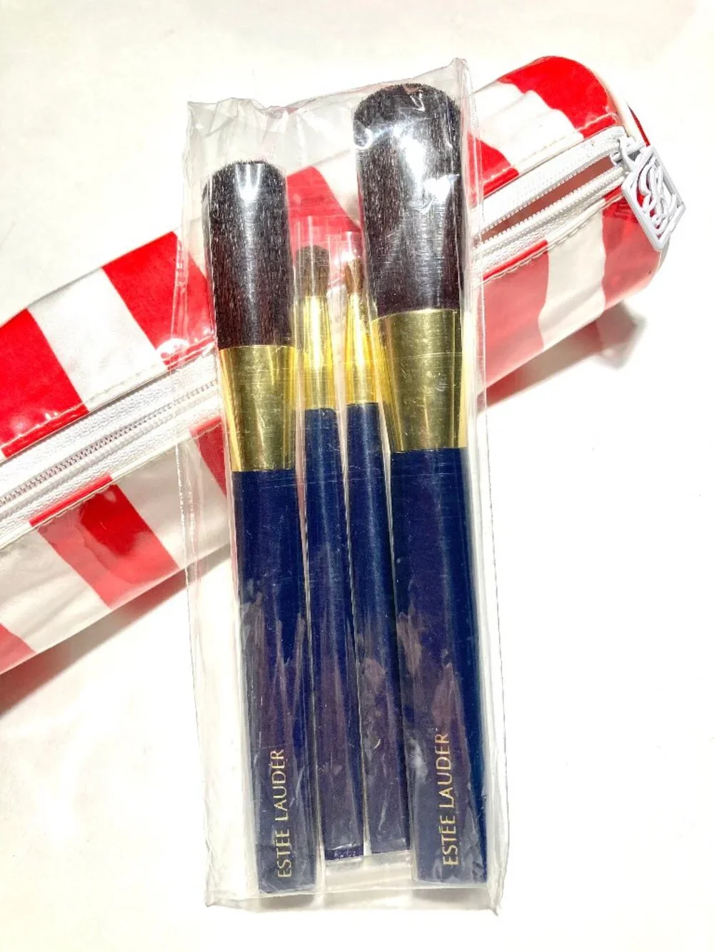 Estee Lauder Cosmetic Brush Kit with Carrying Case